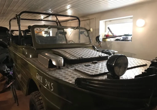 Una anfibia militar GAZ-46 con motor japonés se vende en Moscú por una suma considerable