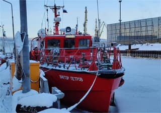 Especialistas de la SR pesan el buque multifuncional "Víktor Petrov" del proyecto А40-2Б