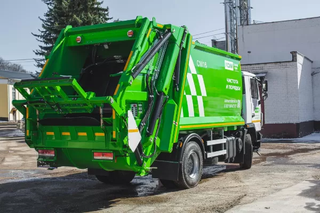 Garbage trucks on MAZ chassis with superstructures from the Smolensk KDM plant were sent to Russia