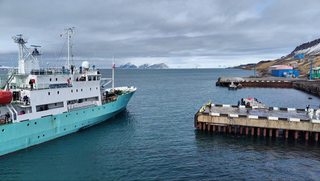 R/V "Professor Molchanov" sets sail for Svalbard