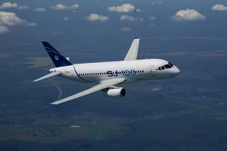 El SJ-100 con motores PD-8 alcanzó una velocidad récord de 990 km/h