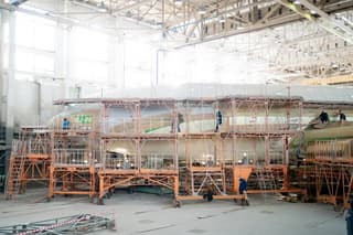Nuevo avión de fuselaje ancho Il-96 construido en Rusia: el cliente no se revela