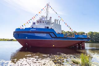 La construcción del remolcador "Favor" concluyó en el astillero Okskaia sudoverf