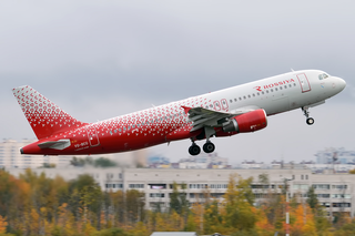 Un avión de la aerolínea "Rossiya" emitió una señal de emergencia al aproximarse al aterrizaje en Púlkovo