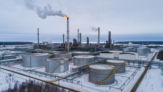 Portable sensor for monitoring the filling of oil tanks developed at NSTU