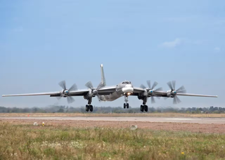 Появилось видео раскрутки и запуска первого двигателя Ту-95МС