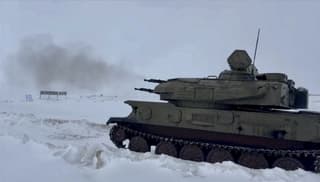 Los cálculos de la ZSU "Shilka" detuvieron el avance de vehículos blindados de un enemigo simulado en Armenia