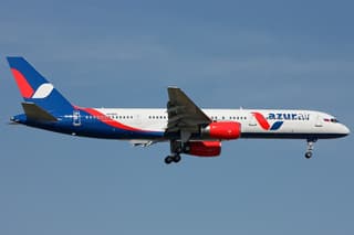 Росавиация не приняла план действий Azur Air для снятия ограничений