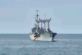 El buque de rescate "Georgiy Titov" del proyecto 05361 participó en ejercicios en el Mar de Barents