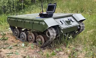 Ground robots used by Russian Armed Forces soldiers operate on special frequencies