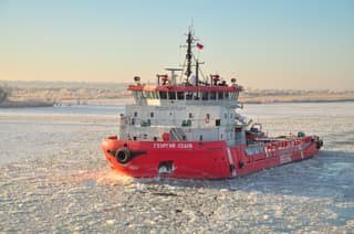 "Aged" Tugboat "Georgy Sedov" to Undergo Dry Dock Repair