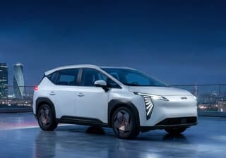 UMO superó a Evolute y encabezó la lista de las marcas de vehículos eléctricos más populares en Russia