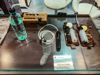 El filtro Aquapor de "Kalashnikov" despertó gran interés entre los extranjeros: purifica casi cualquier agua en segundos