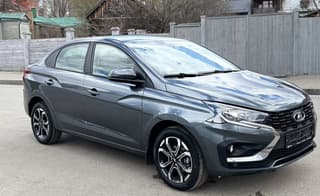 Los primeros 1000 km en un Lada Iskra por 1,5 millones de rublos: el propietario nombra los pros y los contras