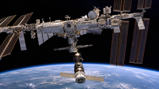 МКС будет работать до 2030 года: Роскосмос и NASA договорились продлить использование станции