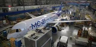 En la planta de aviación de Irkutsk, el ensamblaje del MC-21 se aceleró casi 18 veces