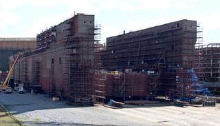 OSK completó antes de lo previsto la formación del casco del dique flotante más grande, "Sukhona", para Sevmash