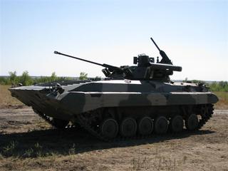 БМП-2М с «Бережком» научились поражать цели, не выходя на открытую местность
