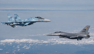 Су-35С оказался сильнее F-16AM/BM Block почти по всем параметрам