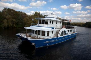 Los yates incautados del Astillero de Yaroslavl puestos a la venta