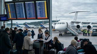 "IzhAvia" ha volado demasiado: la aerolínea pierde su certificado; 46 mil pasajeros volarán con otras aerolíneas