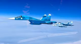 Су-34 спрятали в крепость: на ключевой авиабазе усилили защиту самых ценных истребителей