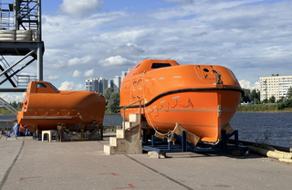 Botes salvavidas árticos para 65 personas para rompehielos del Proyecto 22220 desarrollados en SNSZ