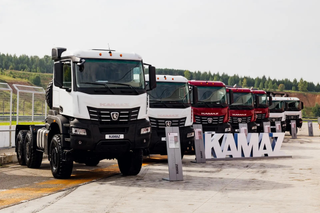 КамАЗ устроил жёсткую проверку тягачам К5 на KazanRing: четыре модели испытали крупнейшие перевозчики Татарстана
