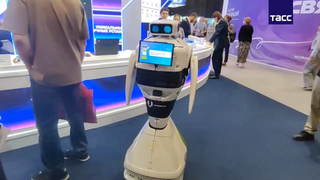 Un módulo de red neuronal ayuda a aprender de los humanos: un robot inusual de "Modesta" presentado en "Technoprom"