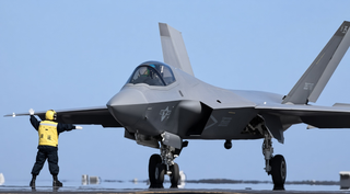 Су-57Э столкнулся с китайским J-35 за Казахстан