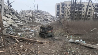 "Depesha-3" se transforma de robot de carga a dron kamikaze