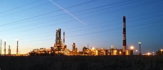 Yaroslavl Oil Refinery Damaged by Drones: How Much Fuel Does It Produce?