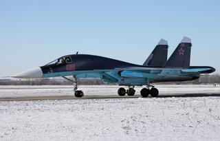 Производитель Су-34 ищет ведущего инженера за 90 тыс. рублей в месяц