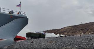 BDK "Kondopoga" landed three two-section all-terrain vehicles DT-10PN "Vityaz" on the Yenisei bank