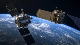 El espacio se ha vuelto estrecho: ¿por qué el aparato Kosmos-2612 persiguió al satélite estadounidense ICEYE-X36?