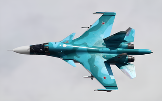 Выпускающий бомбардировщики Су-34 завод набирает элитных токарей