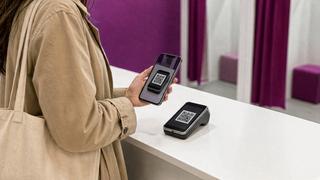 WB Банк начал давать кешбэк за оплату по QR-коду: сколько вернут покупателям