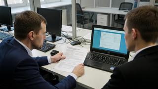 Сотрудники сливают секреты компаний в нейросети: утечки выросли почти в 7 раз