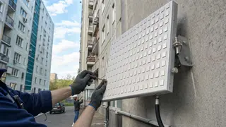 В России нашли способ улучшить мобильную связь среди высоток с помощью «умных» поверхностей