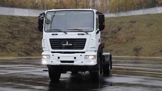Минский автозавод сделал новый грузовик 4×4 — уже и манёвреннее прежних