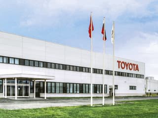 Contaron y lloraron. Las fábricas rusas de Hyundai, Toyota y Nissan revelaron pérdidas récord por el cese de sus actividades en Rusia