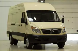 El principal competidor del GAZ "Sobol NN" 4x4: Sollers lanzará una furgoneta Atlant con tracción total y caja de cambios automática