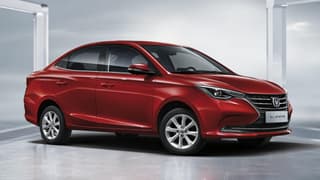 El sedán chino más asequible sube bruscamente de precio en Rusia. ¿Cuánto piden ahora por el Changan Alsvin?