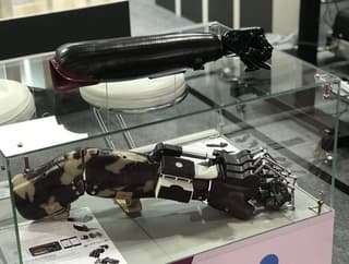 "Rostec" presenta un nuevo exoesqueleto ruso para la mano