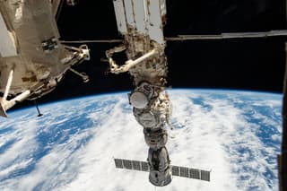 ISS orbit adjusted to receive Russian cargo ship "Progress MS-25"