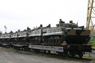 Russian Army Receives New Frost-Resistant BMP-3s with Additional Protection