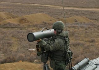 «Корнет» в действии: костромские десантники показали модернизированный противотанковый ракетный комплекс