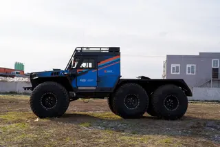 Six Wheels, Manual Transmission, and Axles from ZIL and GAZ: Powerful All-Terrain Vehicle "Profi-Max" Unveiled