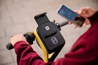 Más "inteligente" que el conductor: Whoosh implementa visión artificial en los patinetes eléctricos
