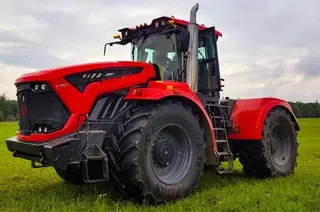 Kirovets tractors produced in St. Petersburg received "neural brains" of Russian production